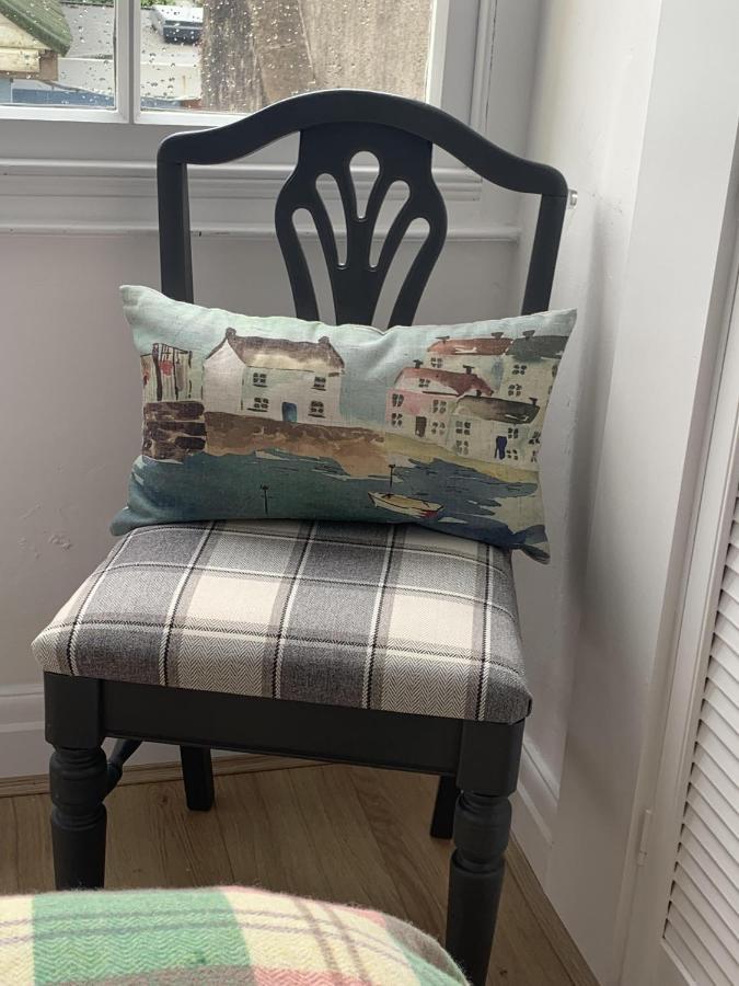 Beautiful Flat With Harbour Views Tenby Eksteriør bilde